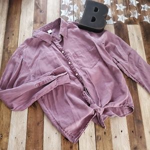 Old Navy long sleeved,front tie, button down shirt